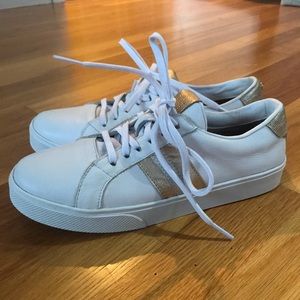 NEW White, Silver and Gold Kaanas Sneakers